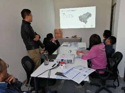 博萊特空壓機(jī)新品上市，睿寂行全員培訓(xùn)中…