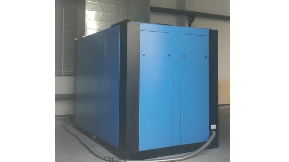 兩級(jí)壓縮空壓機(jī)